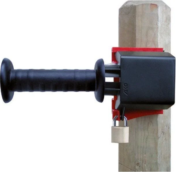 Villanypásztor kapu zárási rendszerrel